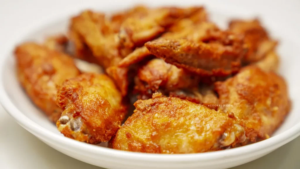 Fried chicken wings